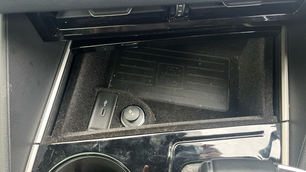 Used Volkswagen Touareg 2021 for sale - 76528879: Photo 46