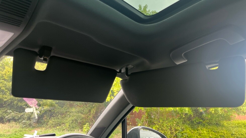 Used Volkswagen Touareg 2021 for sale - 76528879: Photo 49