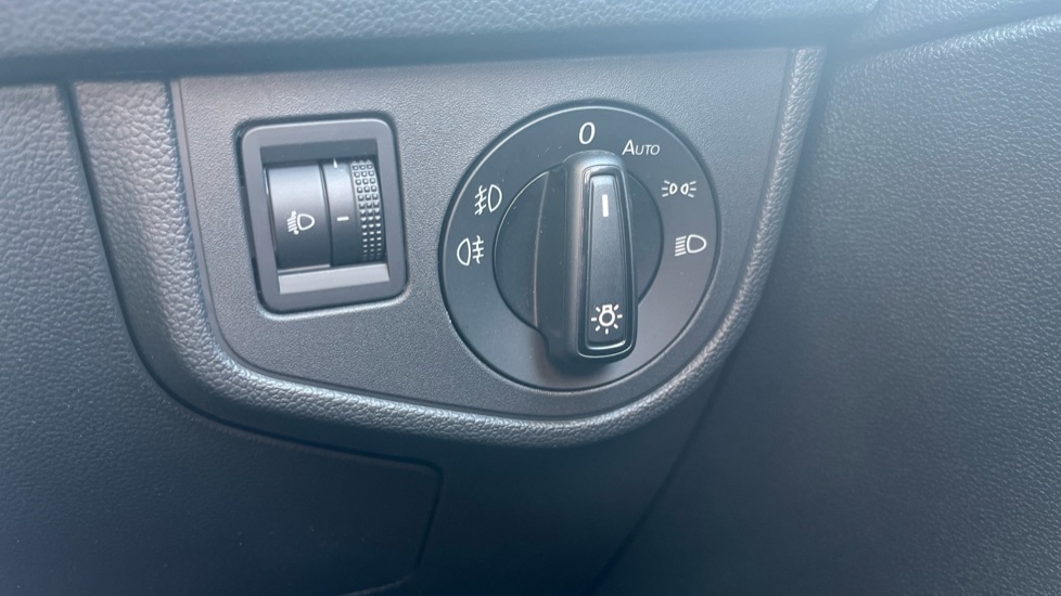 Used Volkswagen Polo 2024 for sale - 76145998: Photo 36