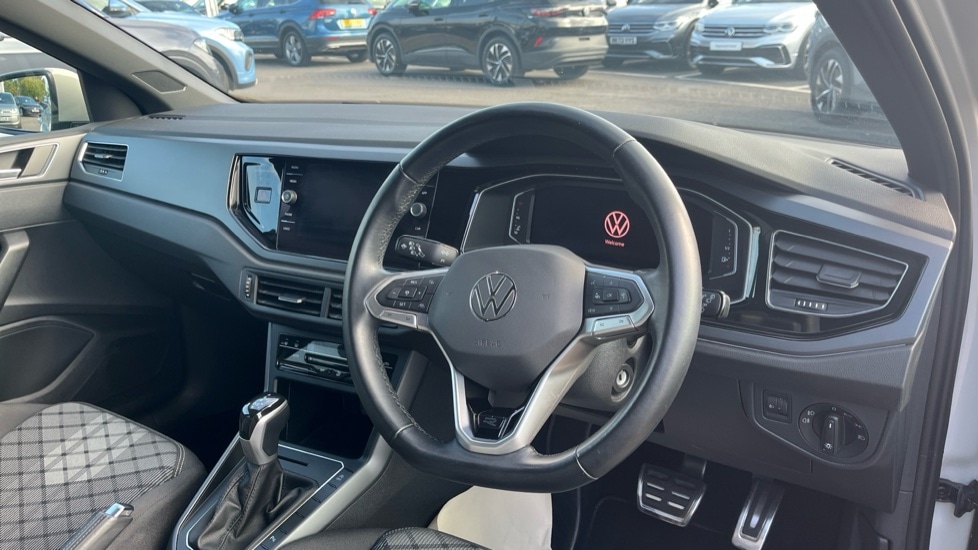 Used Volkswagen Polo 2024 for sale - 76145998: Photo 6