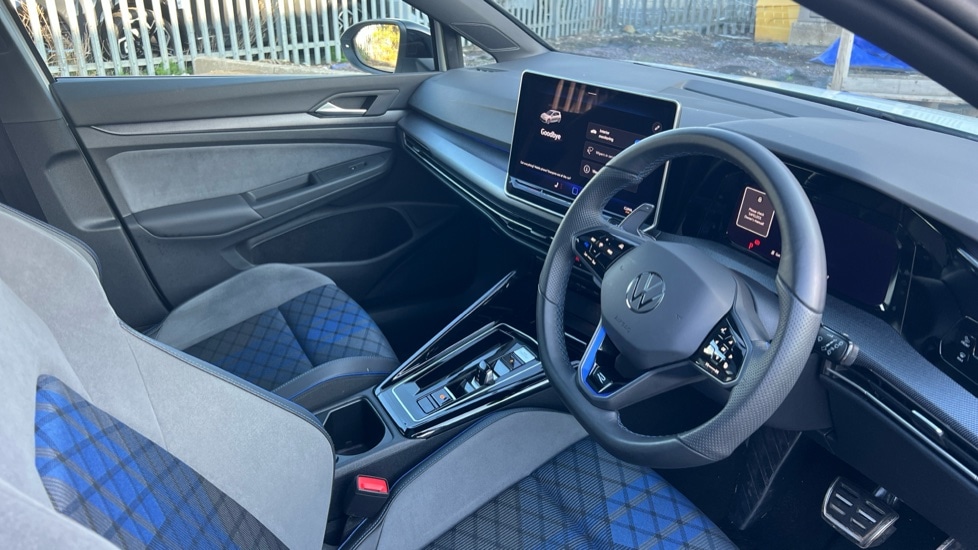 Used Volkswagen Golf 2025 for sale - 76691449: Photo 6