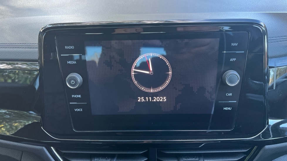 Used Volkswagen T-Roc 2023 for sale - 76684364: Photo 13