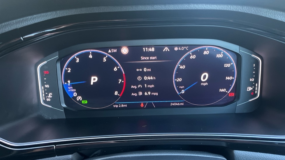 Used Volkswagen T-Roc 2023 for sale - 76684364: Photo 14