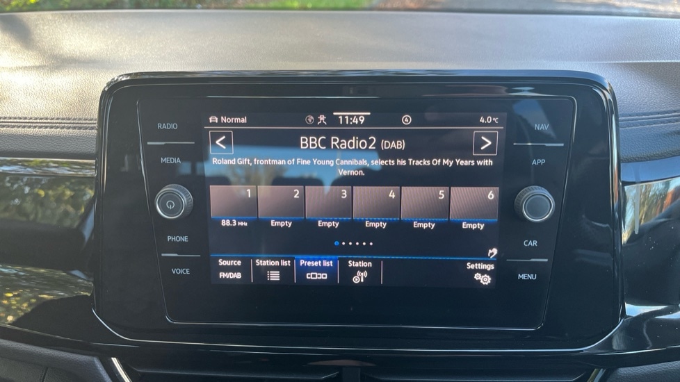 Used Volkswagen T-Roc 2023 for sale - 76684364: Photo 25