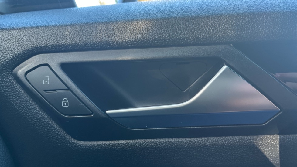 Used Volkswagen T-Roc 2023 for sale - 76684364: Photo 37