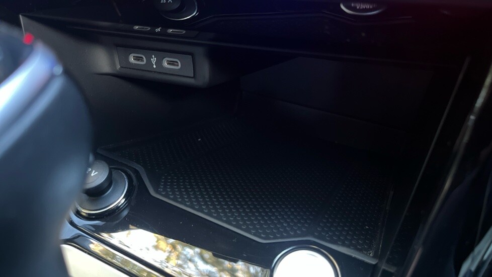 Used Volkswagen T-Roc 2023 for sale - 76684364: Photo 38