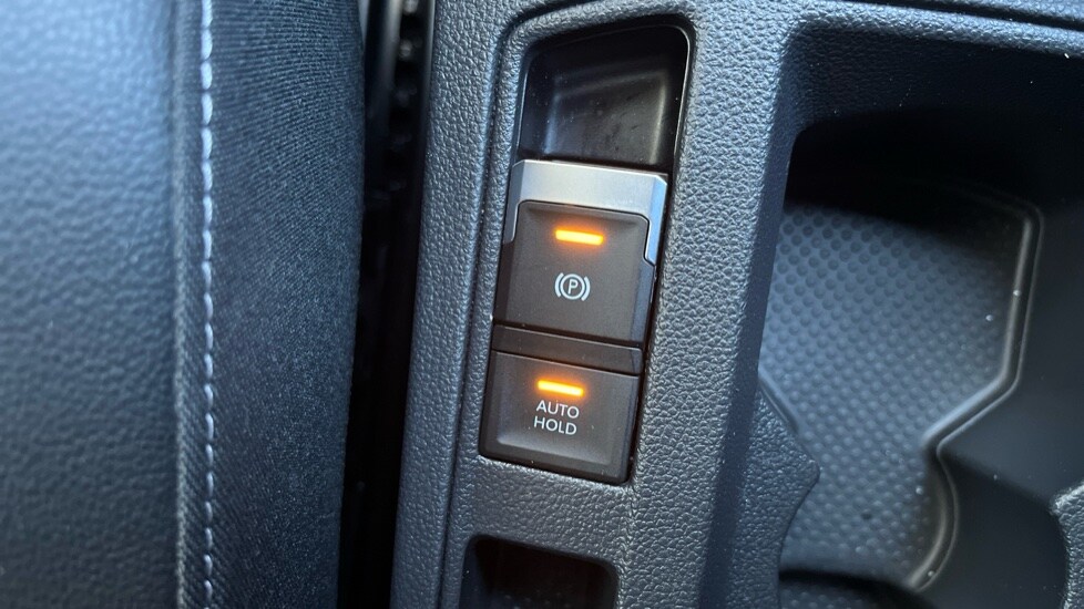 Used Volkswagen T-Roc 2023 for sale - 76684364: Photo 40