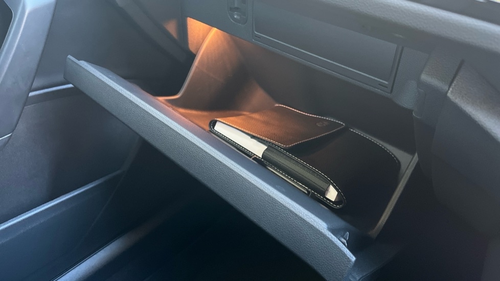 Used Volkswagen T-Roc 2023 for sale - 76684364: Photo 41