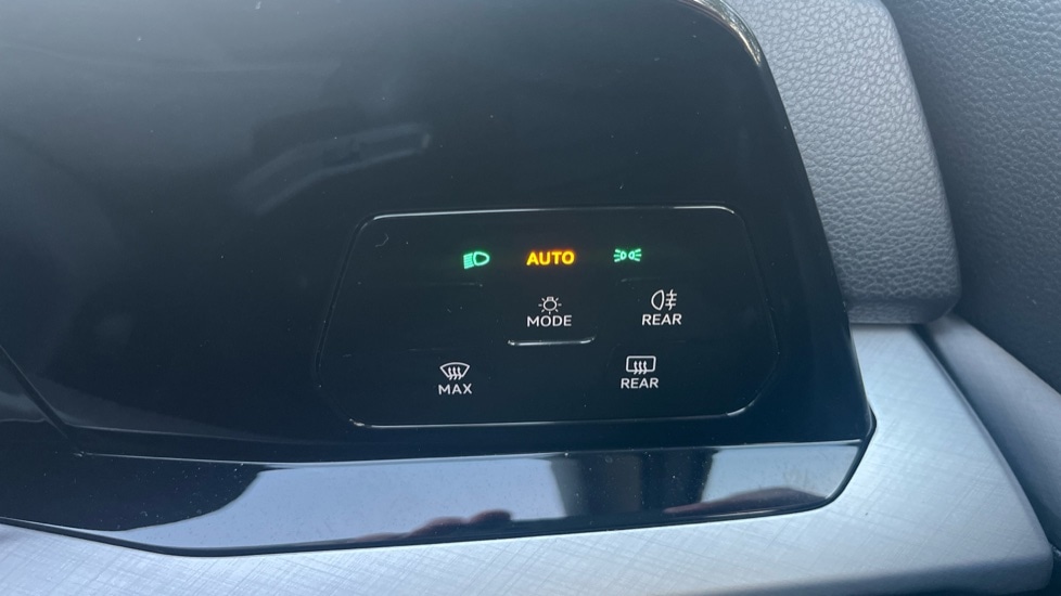 Used Volkswagen Golf 2023 for sale - 76602939: Photo 36