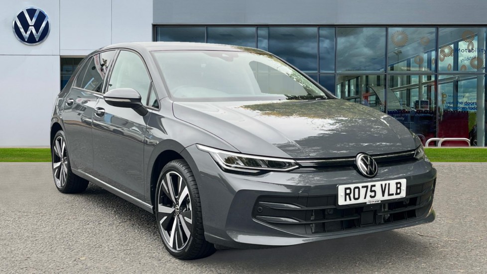 Used Volkswagen Golf 2025 for sale - 76870412: Photo 1