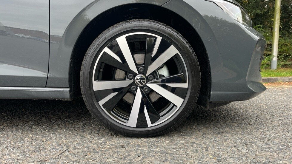 Used Volkswagen Golf 2025 for sale - 76870412: Photo 20