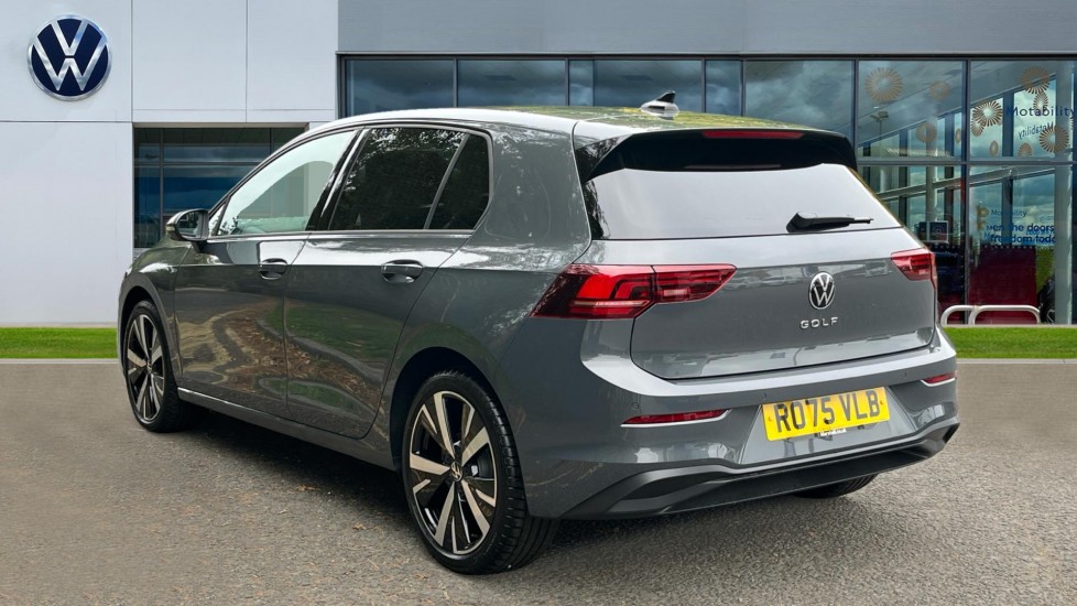 Used Volkswagen Golf 2025 for sale - 76870412: Photo 3