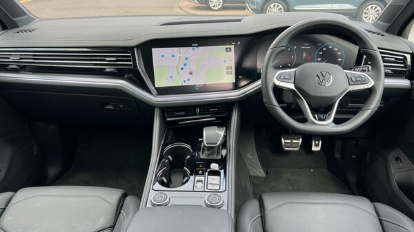 Used Volkswagen Touareg 2025 for sale - 75495650: Photo 12