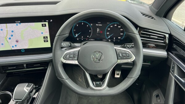Used Volkswagen Touareg 2025 for sale - 75495650: Photo 27