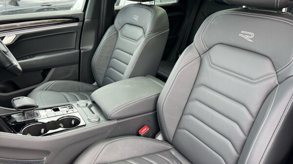Used Volkswagen Touareg 2025 for sale - 75495650: Photo 37