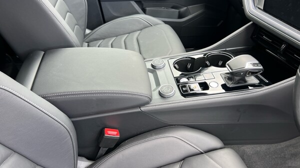 Used Volkswagen Touareg 2025 for sale - 75495650: Photo 42