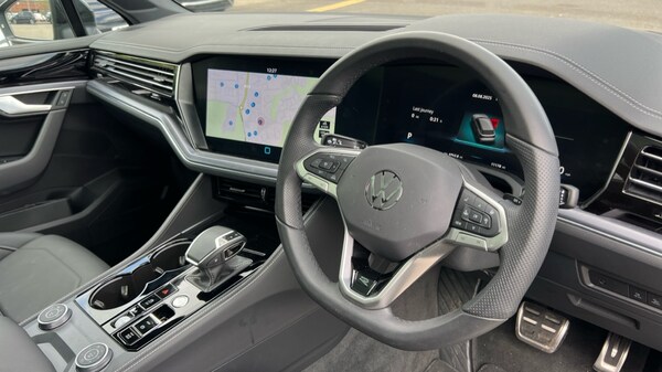 Used Volkswagen Touareg 2025 for sale - 75495650: Photo 6