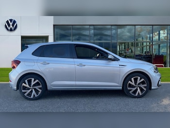 Used Volkswagen Polo 2024 for sale - 76971477: Photo