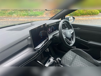 Used Volkswagen Golf 2025 for sale - 76428009: Photo