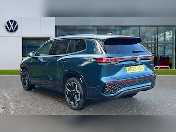 Used Volkswagen Touran 2025 for sale - 76869180: Photo