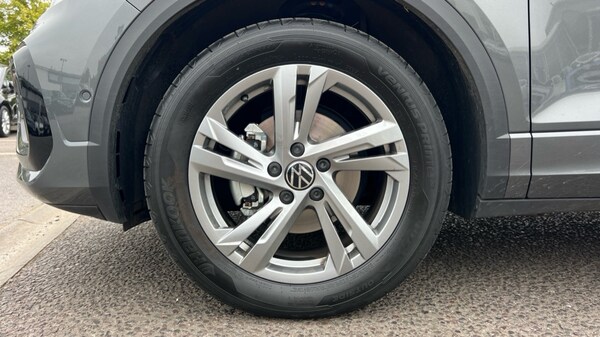 Used Volkswagen T-Roc 2025 for sale - 76297653: Photo 19