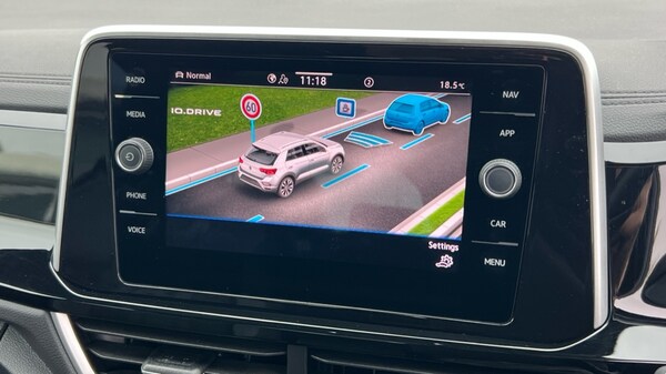 Used Volkswagen T-Roc 2025 for sale - 76297653: Photo 25