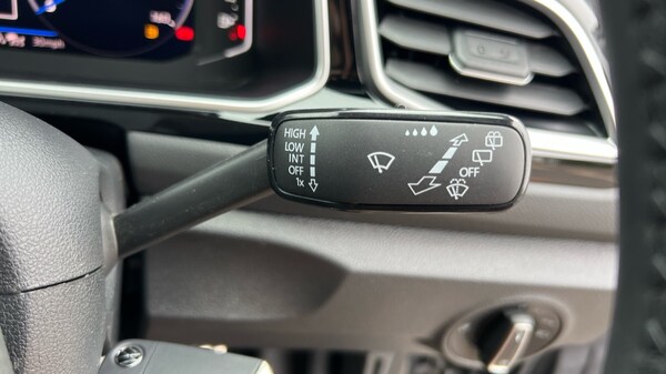 Used Volkswagen T-Roc 2025 for sale - 76297653: Photo 40