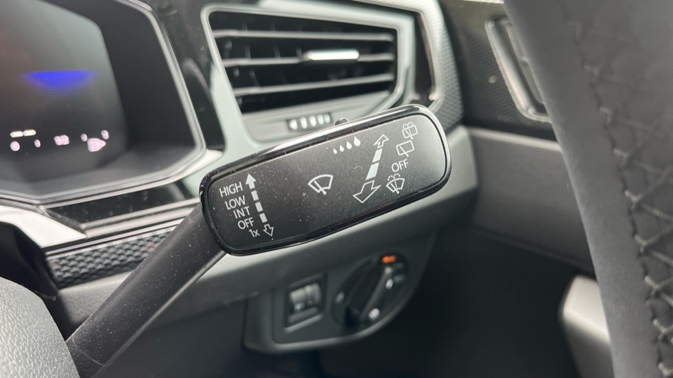 Used Volkswagen Polo 2025 for sale - 77075749: Photo 30