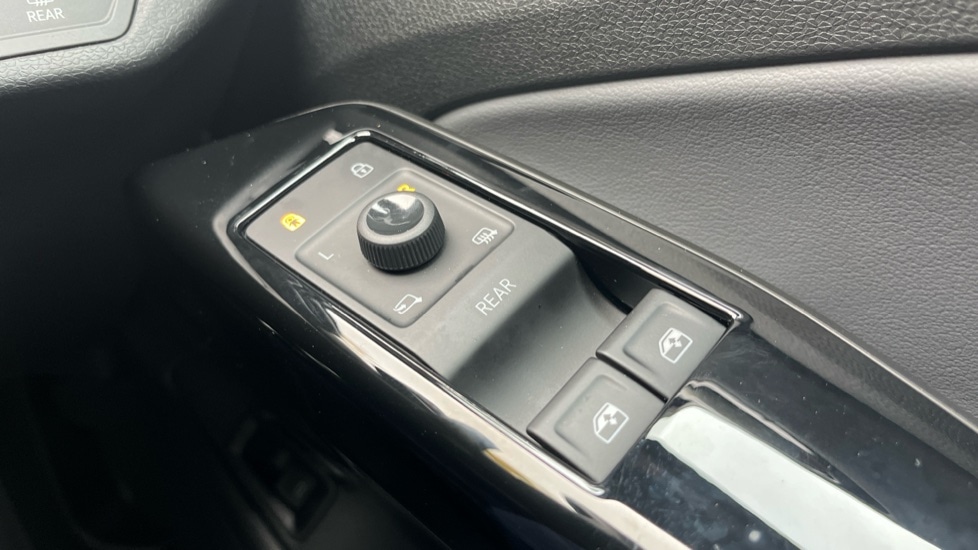 Used Volkswagen ID.4 2025 for sale - 76523534: Photo 39