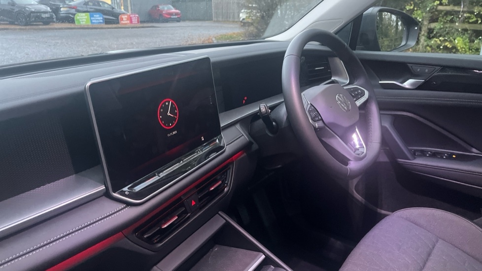 Used Volkswagen Touran 2025 for sale - 76869191: Photo 2