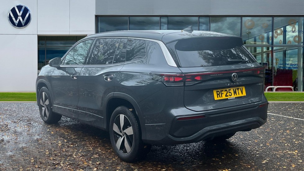 Used Volkswagen Touran 2025 for sale - 76869191: Photo 3