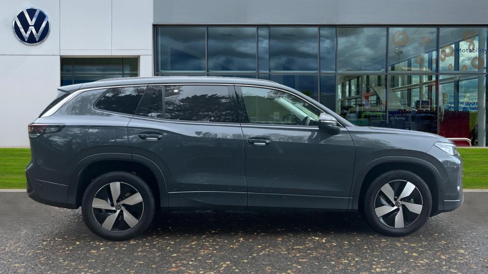 Used Volkswagen Touran 2025 for sale - 76869191: Photo 4