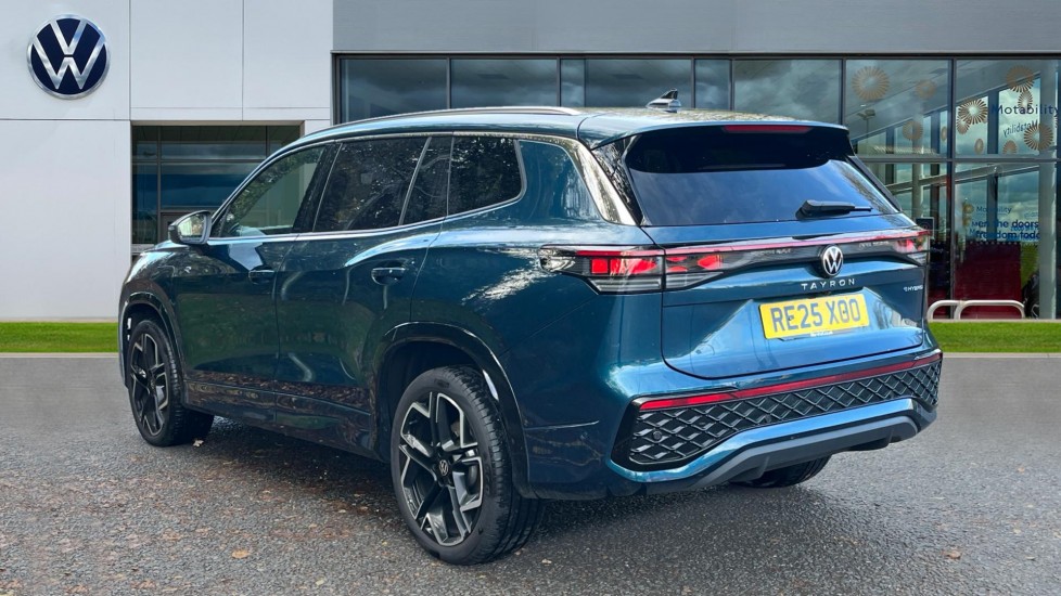 Used Volkswagen Touran 2025 for sale - 75522249: Photo 3