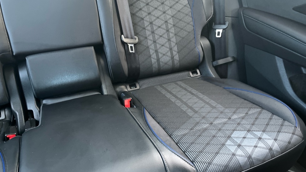 Used Volkswagen Touran 2025 for sale - 75522249: Photo 45