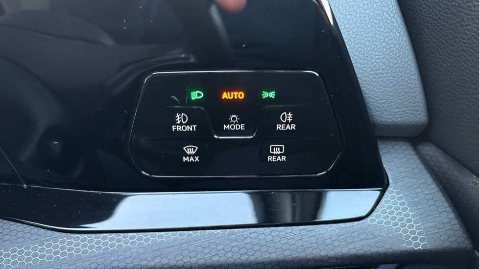 Used Volkswagen Golf 2021 for sale - 76874796: Photo 35