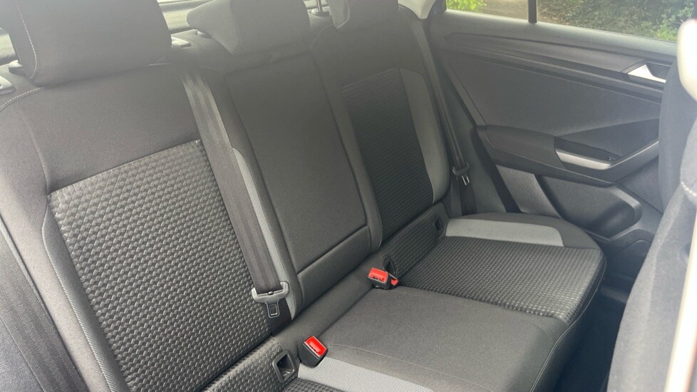 Used Volkswagen T-Roc 2022 for sale - 76100040: Photo 15