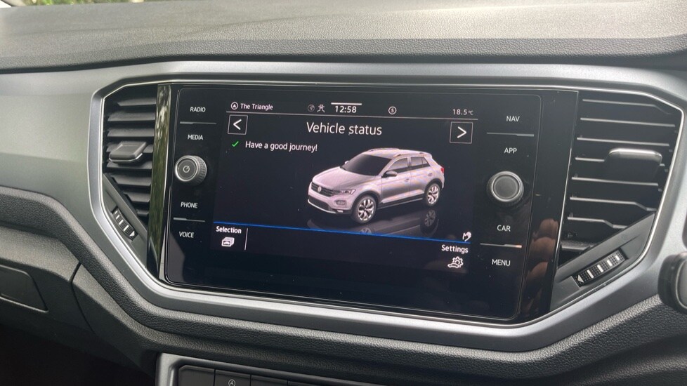 Used Volkswagen T-Roc 2022 for sale - 76100040: Photo 22