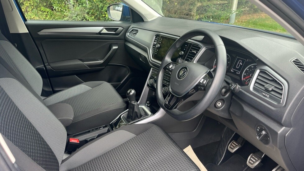 Used Volkswagen T-Roc 2022 for sale - 76100040: Photo 25