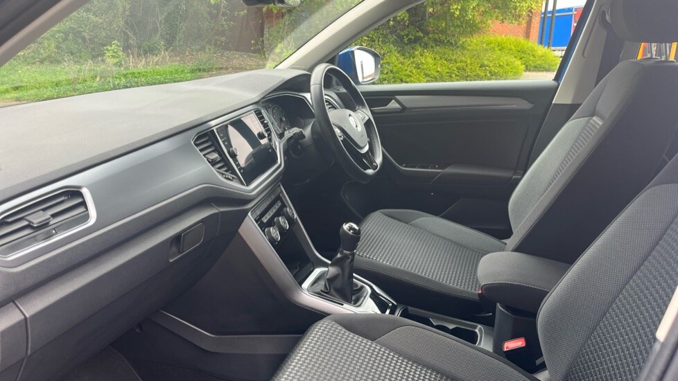Used Volkswagen T-Roc 2022 for sale - 76100040: Photo 27