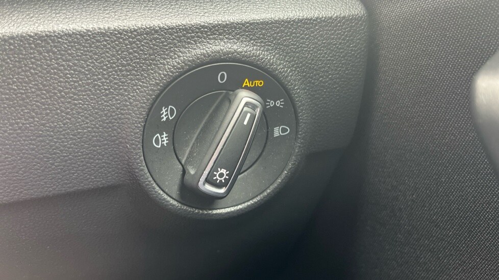 Used Volkswagen T-Roc 2022 for sale - 76100040: Photo 37