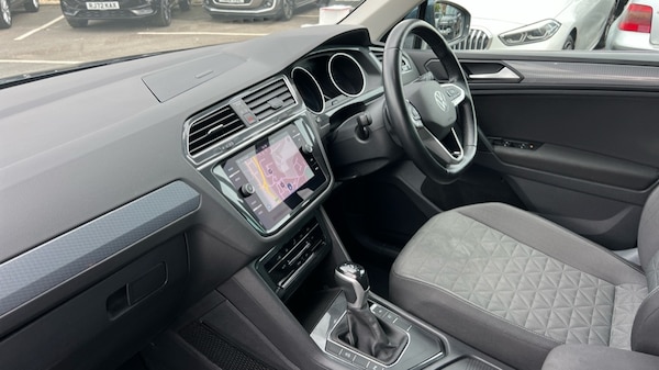 Used Volkswagen Tiguan 2022 for sale - 75509778: Photo 2