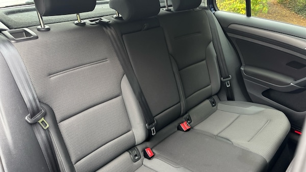 Used Volkswagen Golf 2018 for sale - 76272811: Photo 15