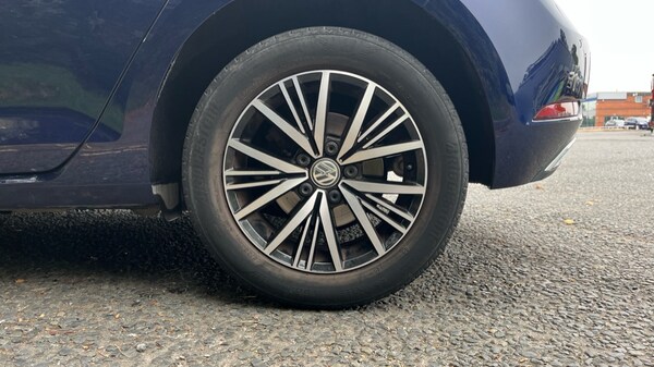 Used Volkswagen Golf 2018 for sale - 76272811: Photo 19