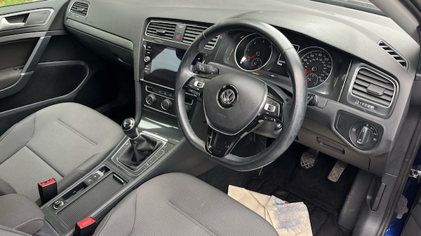 Used Volkswagen Golf 2018 for sale - 76272811: Photo 6