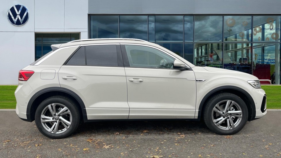 Used Volkswagen T-Roc 2025 for sale - 76873920: Photo 4