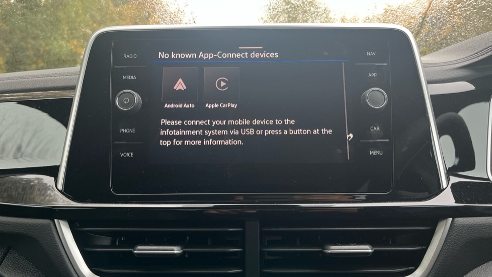 Used Volkswagen T-Roc 2025 for sale - 76873920: Photo 46