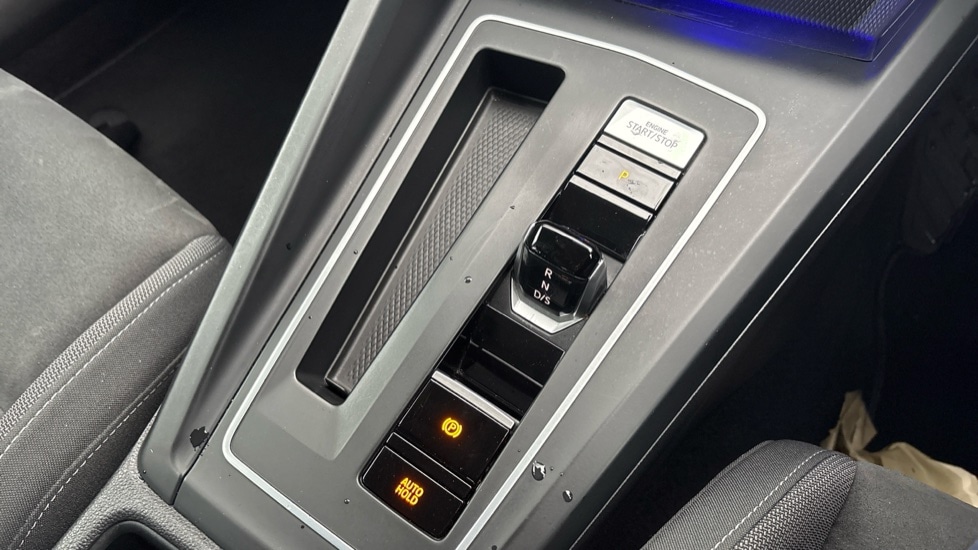 Used Volkswagen Golf 2020 for sale - 76874817: Photo 32