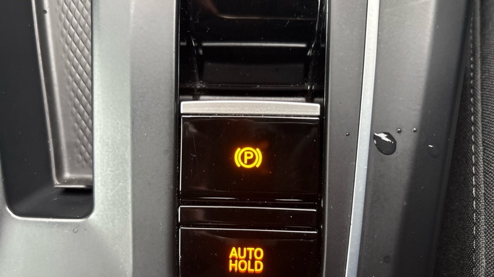 Used Volkswagen Golf 2020 for sale - 76874817: Photo 39