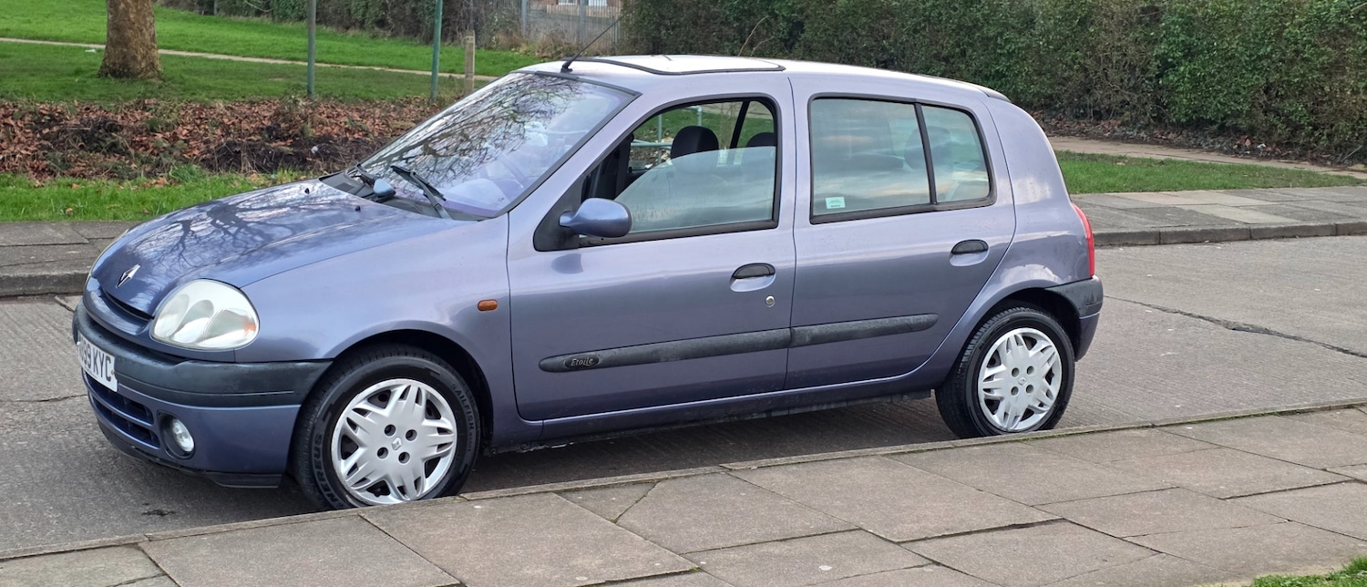 Used Renault Clio 2000 for sale - 77497848: Photo 15