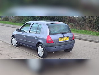 Used Renault Clio 2000 for sale - 77497848: Photo